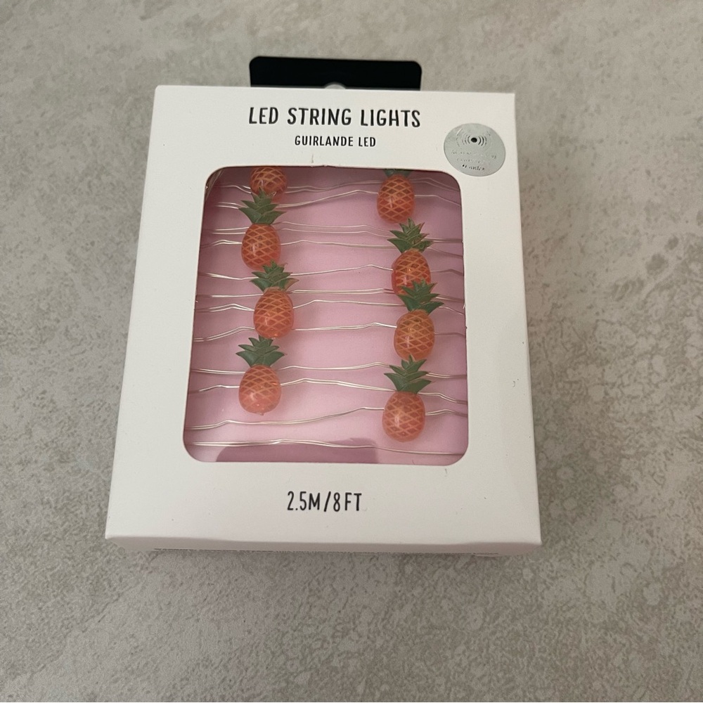 Pineapple led battery string lights NEW